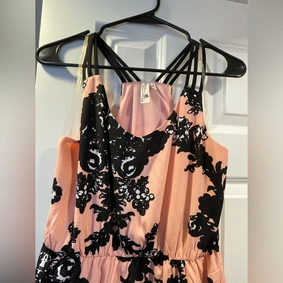 Pink and Black Floral Wedding Guest Dress - Medium - Picture 2 of 4